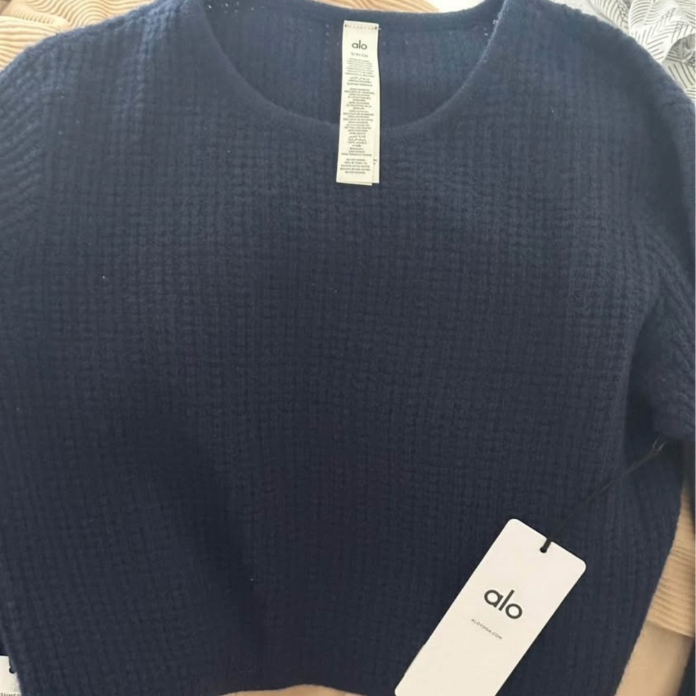 Cashmere Alo set navy blue